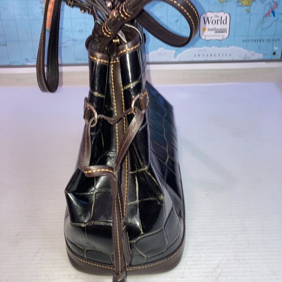 DOONEY & BOURKE Black Croc Embossed Leather Tote Bag w/Clutch and Keychain - Picture 4 of 16